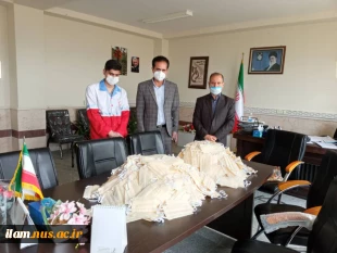 در راستاس مسولیت اجتماعی دانشگاه صورت گرفت: ضدعفونی مناطق پرخطر ایلام/ تولید 2000عدد ماسک/ انجام تب سنجی و غربالگری توسط کانون هلال احمر آموزشکده فنی پسران ایلام 2