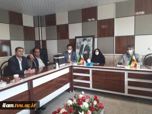 توسط فرماندار ایلام از دستگاه ضدعفونی کننده هوشمند کاری از دانشجویان آموزشکده پسران رونمایی شد 4