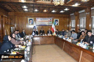 رئیس دانشگاه فنی و حرفه‌ای در جمع دانشجویان به مناسبت روز دانشجو:
دوران دانشجویی باید با سه عامل علم و عمل، عدالت‌طلبی و آزاداندیشی گره بخورد 8