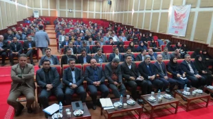 رئیس دانشگاه فنی و حرفه‌ای کشور در جمع مسئولین حوزه معاونت آموزشی:
دانشگاه فنی و حرفه‌ای دانشگاهی جوان در کشور است و به کاهش فاصله‌ها در روندها نیاز دارد 5