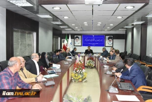 تشکیل جلسه هیئت رئیسه با حضور دکتر خسرویان وهیئت همراه در دانشگاه فنی و حرفه‌ای استان خوزستان
 6