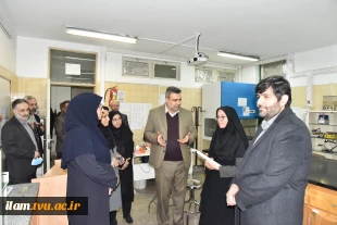 بازدید خانم دکتر حق‌جوی جوانمرد، رئیس مرکز توسعه فناوری‌های راهبردی معاونت علمی، فناوری و اقتصاد دانش‌بنیان ریاست جمهوری و دکتر محمدعلی‌نژاد، معاون فناوری و نوآوری وزیر علوم از کارگاه‌ها، تجهیزات و امکانات آموزشی دانشکده فنی و حرفه‌ای ولی عصر (عج) 2