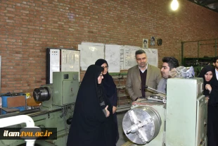 بازدید خانم دکتر حق‌جوی جوانمرد، رئیس مرکز توسعه فناوری‌های راهبردی معاونت علمی، فناوری و اقتصاد دانش‌بنیان ریاست جمهوری و دکتر محمدعلی‌نژاد، معاون فناوری و نوآوری وزیر علوم از کارگاه‌ها، تجهیزات و امکانات آموزشی دانشکده فنی و حرفه‌ای ولی عصر (عج) 4