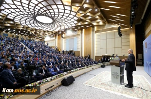 رئیس جمهور در مراسم رسمی آغاز سال تحصیلی به میزبانی دانشگاه تهران:

آنچه از استادان و دانشجویان انتظار داریم این است که برای حل مشکلات کشور به میدان بیایند 6