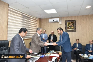 نشست صمیمی رئیس دانشگاه ملی مهارت با همکاران حوزه فرهنگی و دانشجویی؛
روایت تلاش، همدلی و مسیر رو به رشد 10