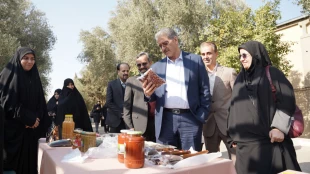 دکتر زمانی در جشن روز دانشجو دانشگاه ملی مهارت واحد استانی یزد:

روز دانشجو نماد بیداری، مسئولیت‌پذیری و مطالبه‌گری قانونمند دانشجویان است 5