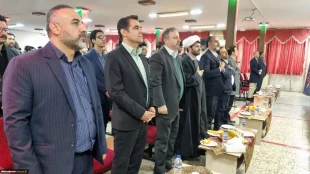 همزمان با فرارسیدن شانزدهم آذرماه؛ آیین بزرگداشت روز دانشجو در دانشکده شهید شمسی‌پور برگزار شد.
 2