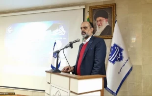 همزمان با فرارسیدن شانزدهم آذرماه؛ آیین بزرگداشت روز دانشجو در دانشکده شهید شمسی‌پور برگزار شد.
 3