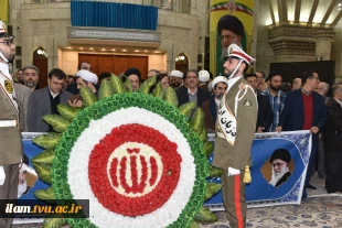 تجدید میثاق دانشگاهیان دانشگاه ملی مهارت با آرمان‌های امام خمینی (ره) و شهدا و تجدید بیعت با رهبر معظم انقلاب
 3