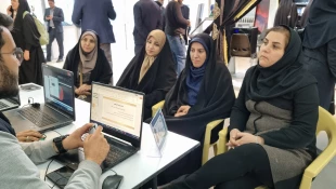 با میزبانی دانشگاه ملی مهارت؛
در دومین روز نمایشگاه بین المللی قرآن کریم در بخش دانشگاهی برنامه‌های متنوعی اجرا شد. 9