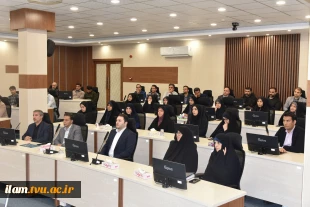 نشست رئیس و هیئت رئیسه دانشگاه با کارکنان سازمان مرکزی به مناسبت سال نو
 5