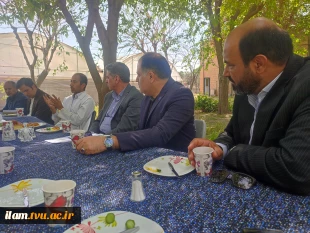 حضور ریاست دانشگاه ملی مهارت در دانشکده دختران دکتر شریعتی تهران و بازدید از گلخانه دانشکده
 5