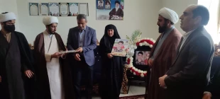 دیدار کارکنان دانشگاه ملی مهارت واحد استان ایلام با خانواده معزز شهید مهدی‌پور در بخش شباب 4