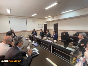 با حضور معاون فرهنگی و دانشجویی:
آیین تجلیل از سرآمدان دانشگاه ملی مهارت واحد استانی یزد برگزار شد. 5