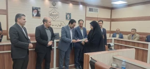 با حضور معاون فرهنگی و دانشجویی دانشگاه ملی مهارت؛
آیین تجلیل از سرآمدان دانشگاه ملی مهارت واحد استانی کرمان برگزار شد 7