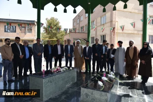 با حضور سرپرست دانشگاه ملی مهارت صورت گرفت؛
آیین اهتزاز پرچم جمهوری اسلامی ایران و طنین سرود ملی در آغاز سال تحصیلی جدید در دانشکده ملی مهارت انقلاب اسلامی تهران 3